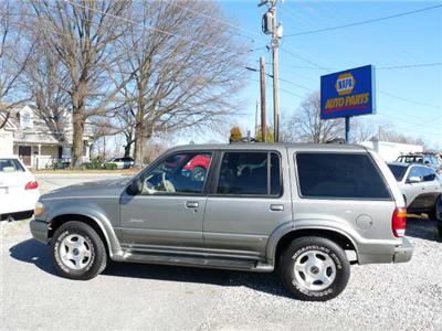 Used Ford Explorer 1999 : $5450