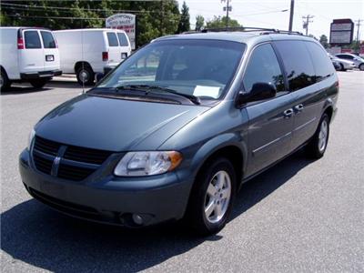 Used Dodge GrandCaravan 2006 : $9495