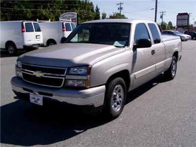 Used Chevrolet Silverado 2006 : $11995