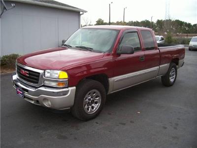 Used GMC Sierra 2005 : $12995