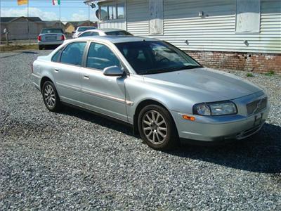Used Volvo S80 2000 : $5900