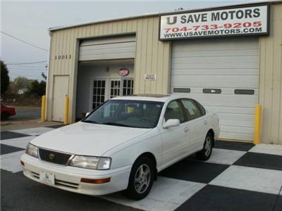 Used Toyota Avalon 1997 : $4895