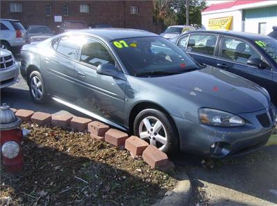 Used Pontiac GrandPrix 2007 : $8995