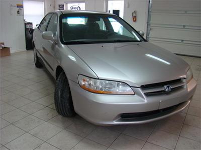 Used Honda Accord 1998 : $4695