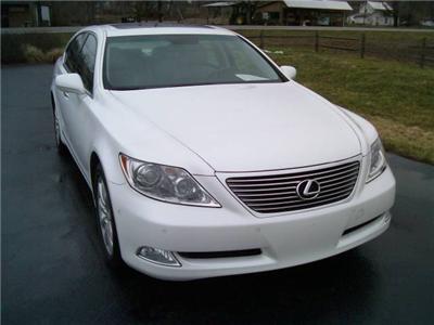 Used Lexus LS460 2007 : $34900