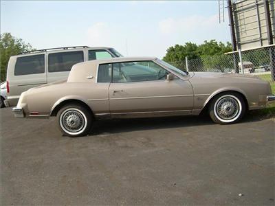 Used Buick Riviera 1985 : $10500
