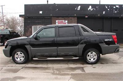 Used Chevrolet Avalanche 2002 : $13475