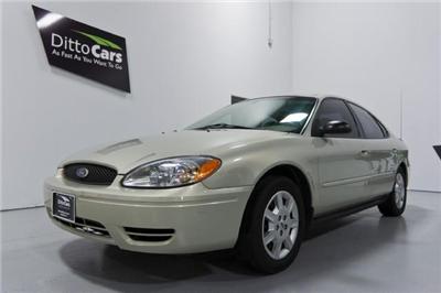 Used Ford Taurus 2005 : $5995
