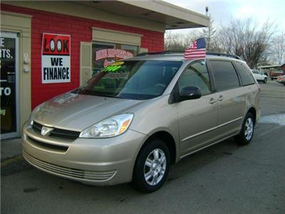 Used Toyota Sienna 2005 : $7900