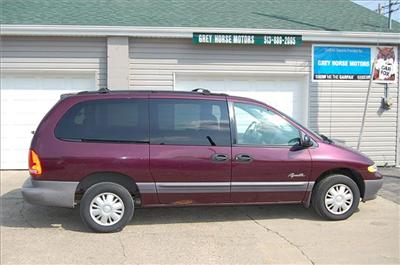 Used Plymouth GrandVoyager 1998 : $3500