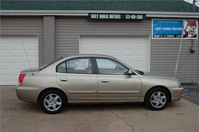 Used Hyundai Elantra 2005 : $6900