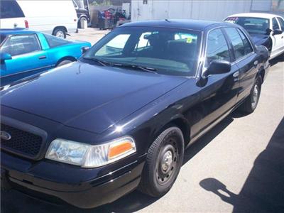 Used Ford CrownVictoria 2003 : $9980