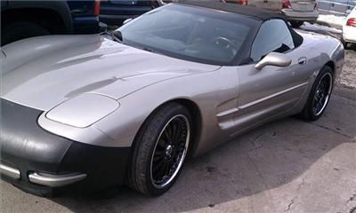 Used Chevrolet Corvette 2000 : $18900