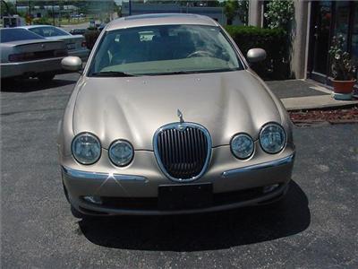 Used Jaguar SType 2003 : $8995