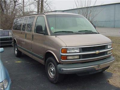 Used Chevrolet Express 1999 : $7495
