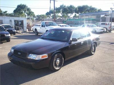 Used Ford CrownVictoria 2005 : $11980