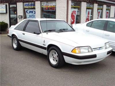 Used Ford Mustang 1989 : $8500
