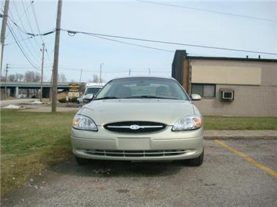 Used Ford Taurus 2003 : $3995