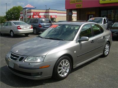 Used Saab 93 2004 : $7990