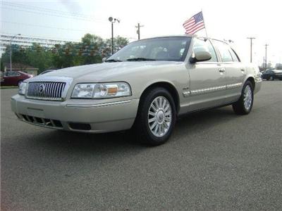 Used Mercury GrandMarquis 2009 : $14990