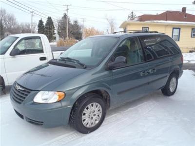 Used Chrysler Town 2006 : $8995