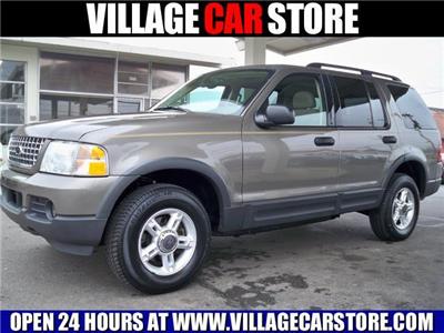 Used Ford Explorer 2003 : $7570