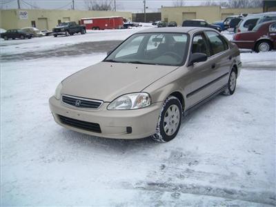 Used Honda Civic 2000 : $3999