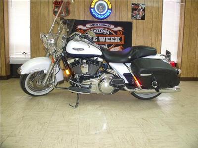 Used Harley Davidson RoadKing 2007 : $14000
