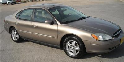 Used Ford Taurus 2002 : $3850