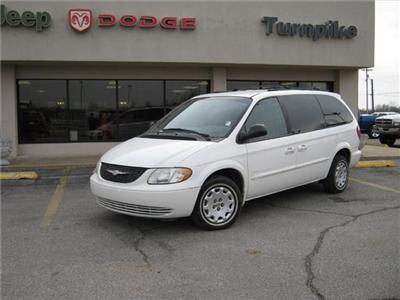 Used Chrysler TownCountry 2001 : $0