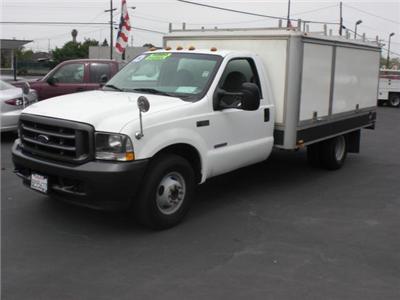 Used Ford F350 2004 : $10995