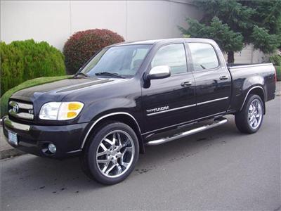 Used Toyota Tundra 2004 : $9850