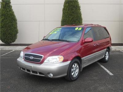 Used Kia Sedona 2005 : $8995