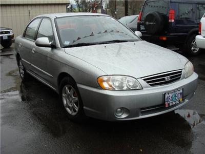 Used Kia Spectra 2003 : $3995