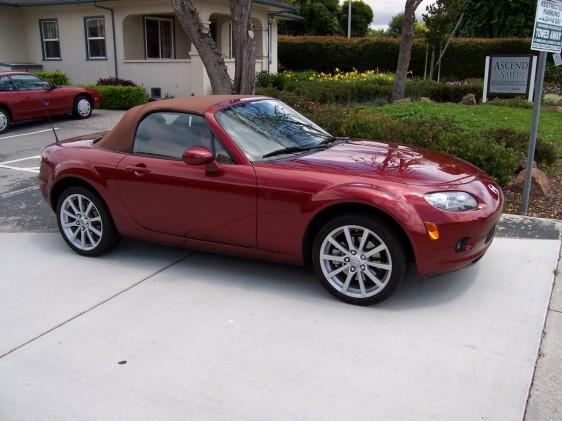 Used Mazda MX-5 Miata 2008 : $18988