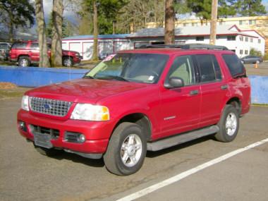 Used Ford Explorer 2005 : $12927