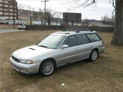 Used Subaru Legacy 1999 : $2999