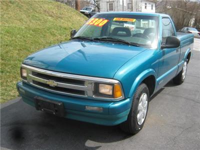 Used Chevrolet S10 1996 : $3300