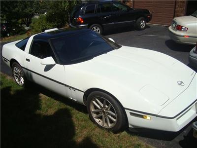 Used Chevrolet Corvette 1990 : $8495