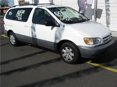 Used Toyota Sienna 1999 : $0