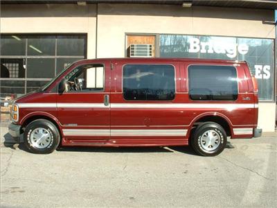 Used GMC Savana 2000 : $5995