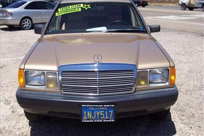 Used Mercedes Benz 190 1985 : $3495