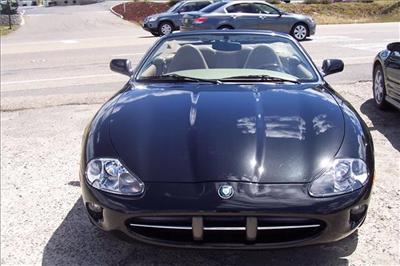 Used Jaguar XK8 1997 : $9495