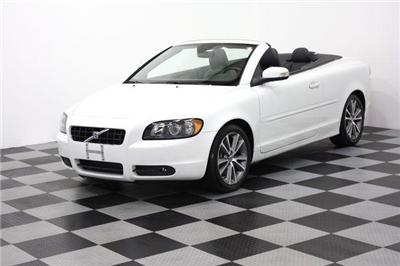 Used Volvo C70 2010 : $31300