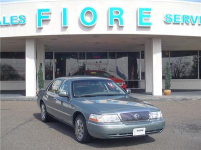 Used Mercury GrandMarquis 2005 : $10990