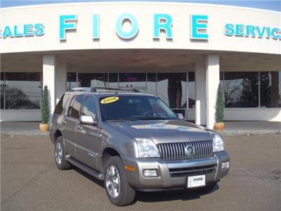 Used Mercury Mountaineer 2008 : $24990