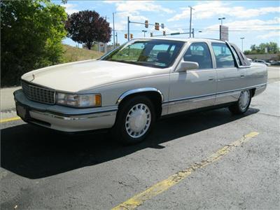 Used Cadillac Deville 1996 : $4900
