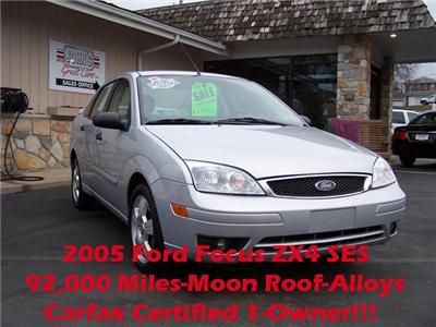 Used Ford Focus 2005 : $6990