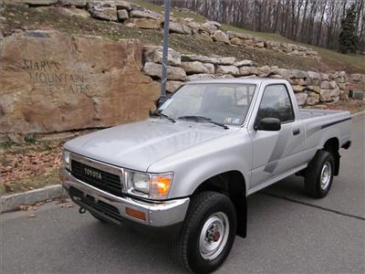 Used Toyota Pickup 1989 : $6995