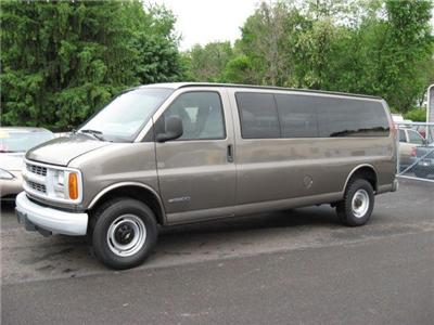 Used Chevrolet Express 2000 : $6995